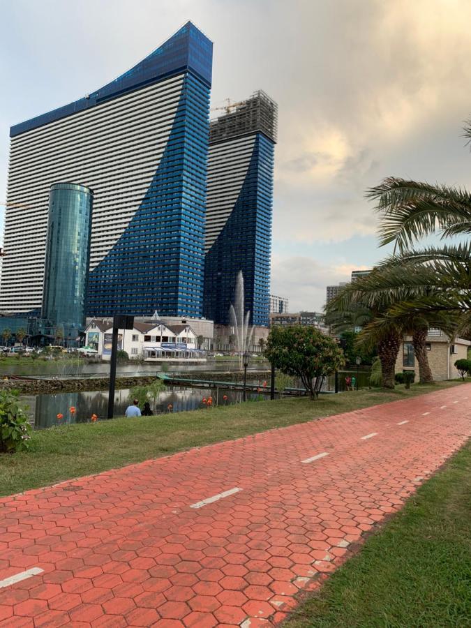 Orbi City Land Apartment Batumi Ngoại thất bức ảnh